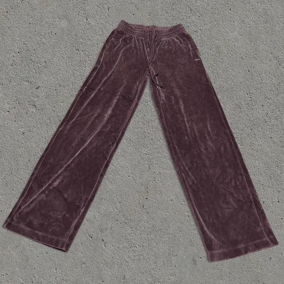 TNA Aritzia Brown Velour Straight-Leg Sweatpants - Picture 2 of 8